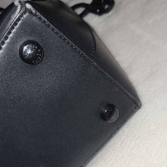 Korean Charles & Keith Black Bag Crossbody - Picture 9 of 10